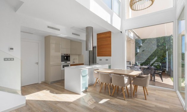 Resale - Villa -
Rojales - Pueblo bravo