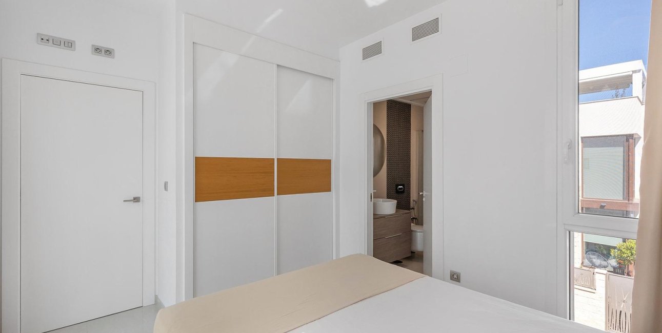 Resale - Villa -
Rojales - Pueblo bravo