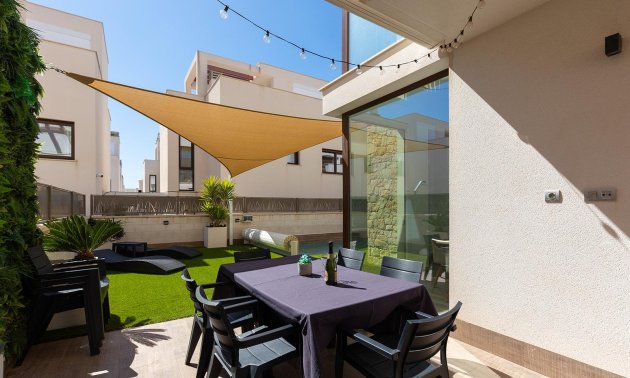 Resale - Villa -
Rojales - Pueblo bravo