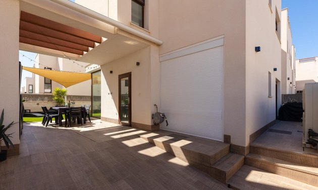 Resale - Villa -
Rojales - Pueblo bravo