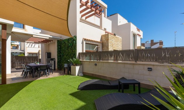 Resale - Villa -
Rojales - Pueblo bravo