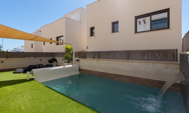 Resale - Villa -
Rojales - Pueblo bravo