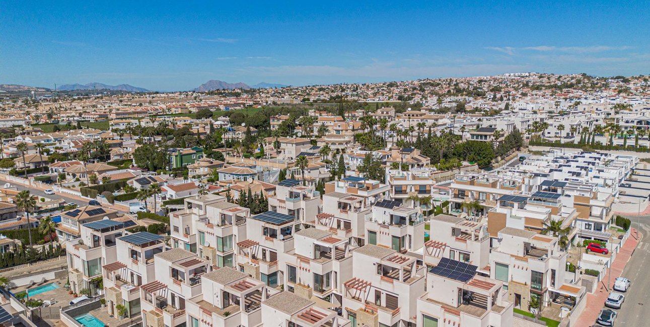 Resale - Villa -
Rojales - Pueblo bravo