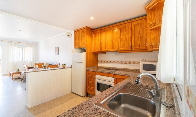 Resale - Bungalow -
Orihuela Costa - Villamartin