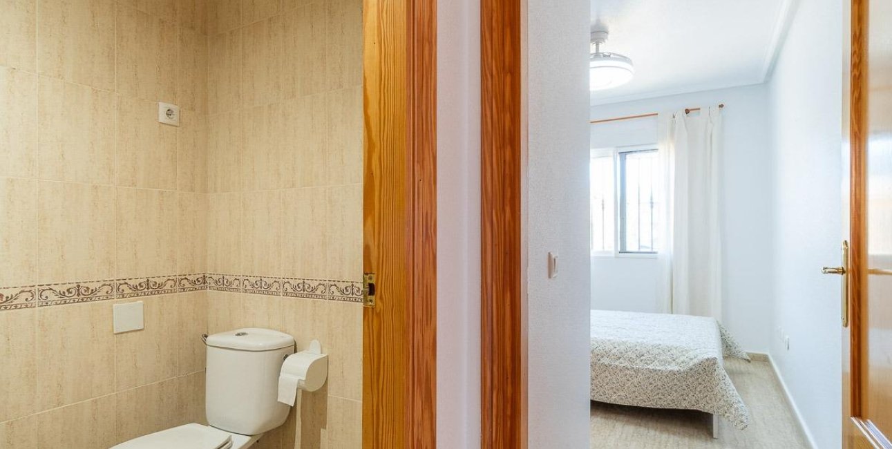 Resale - Bungalow -
Orihuela Costa - Villamartin