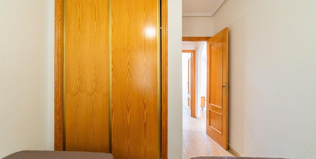 Resale - Bungalow -
Orihuela Costa - Villamartin