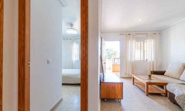 Resale - Bungalow -
Orihuela Costa - Villamartin