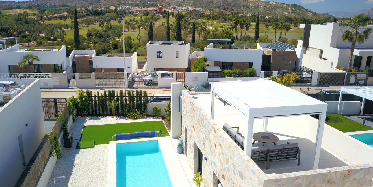 Resale - Villa -
Algorfa - La Finca Golf Resort