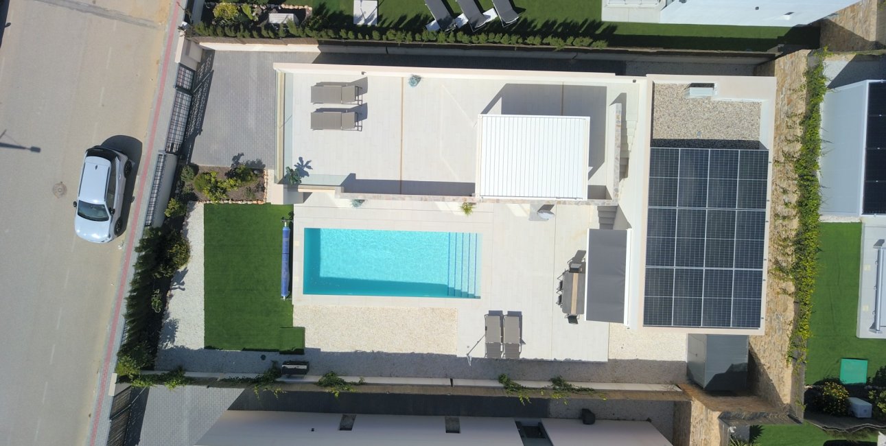 Resale - Villa -
Algorfa - La Finca Golf Resort