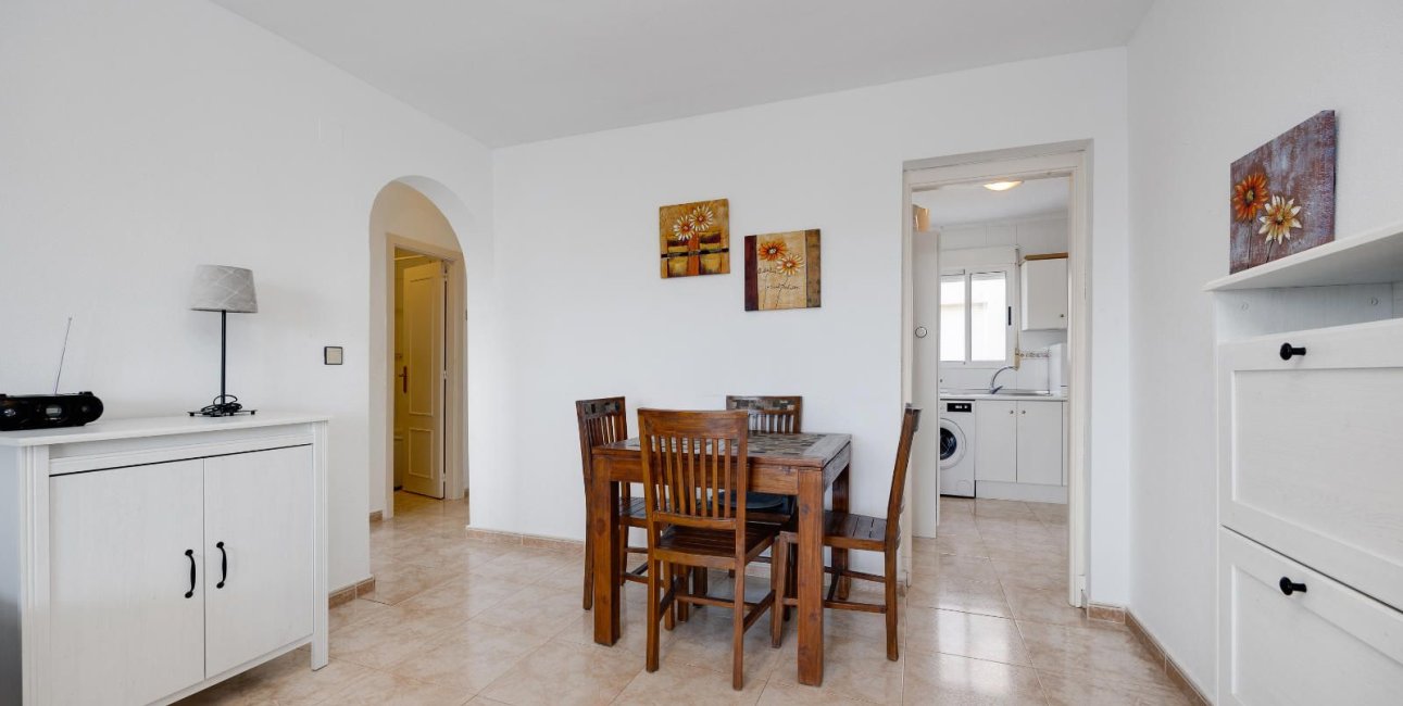 Resale - Bungalow -
Torrevieja - Carrefour