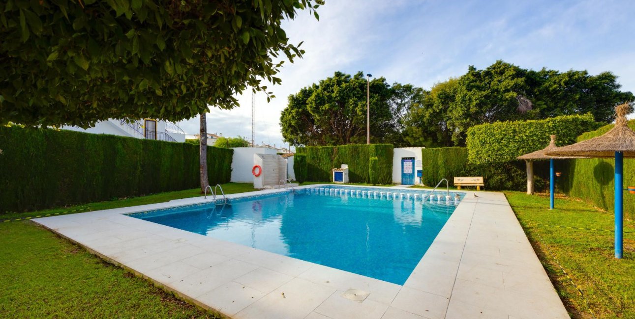 Resale - Bungalow -
Torrevieja - Carrefour