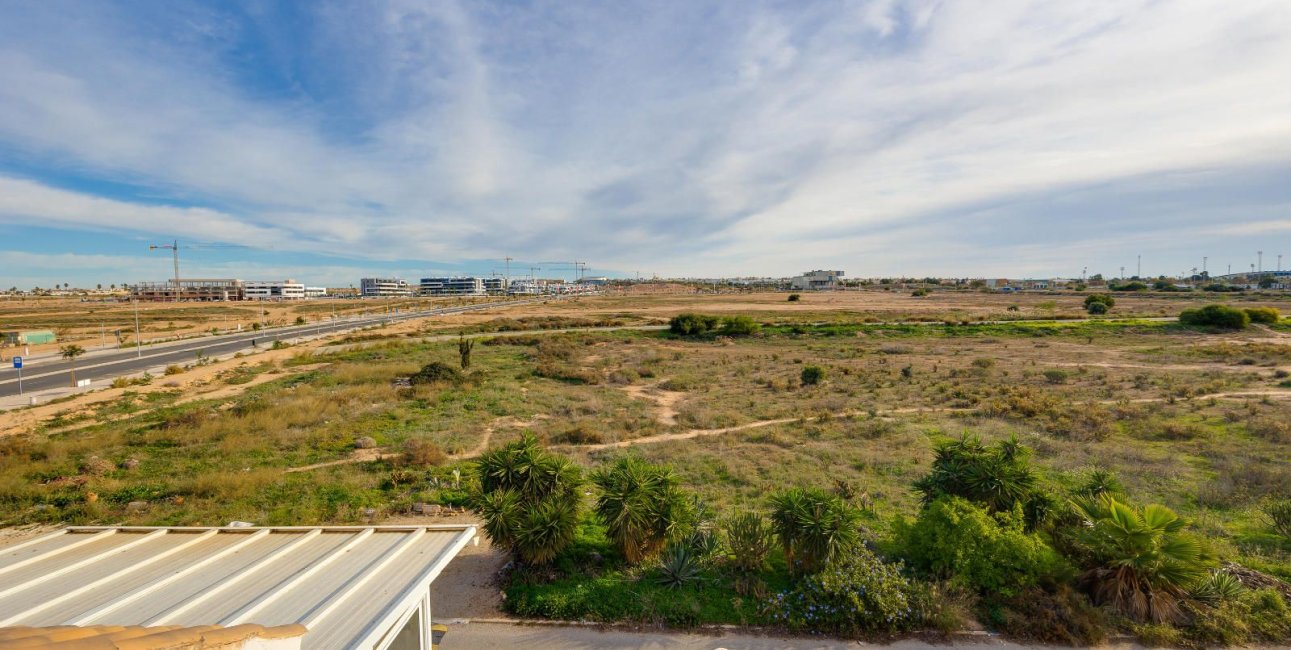 Resale - Bungalow -
Torrevieja - Carrefour