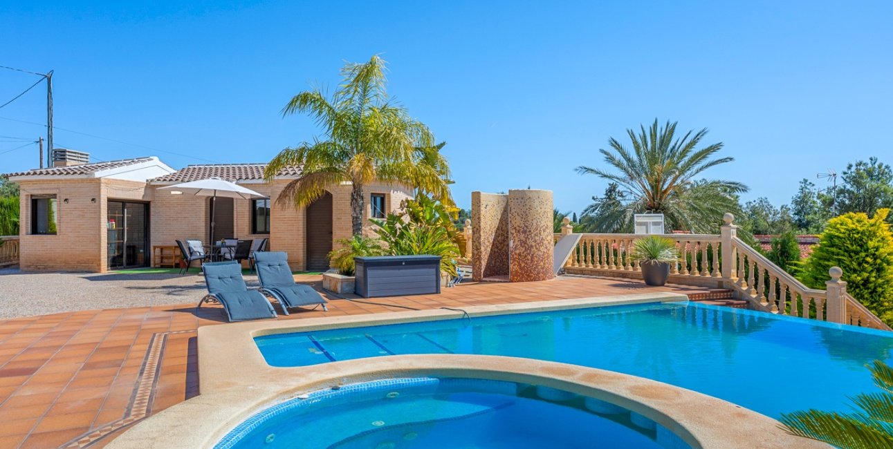 Resale - Country House -
Crevillente - Crevillente - Country