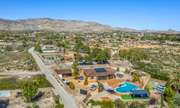 Resale - Country House -
Crevillente - Crevillente - Country