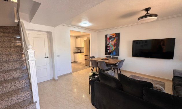 Resale - Townhouse -
Orihuela Costa - Campoamor