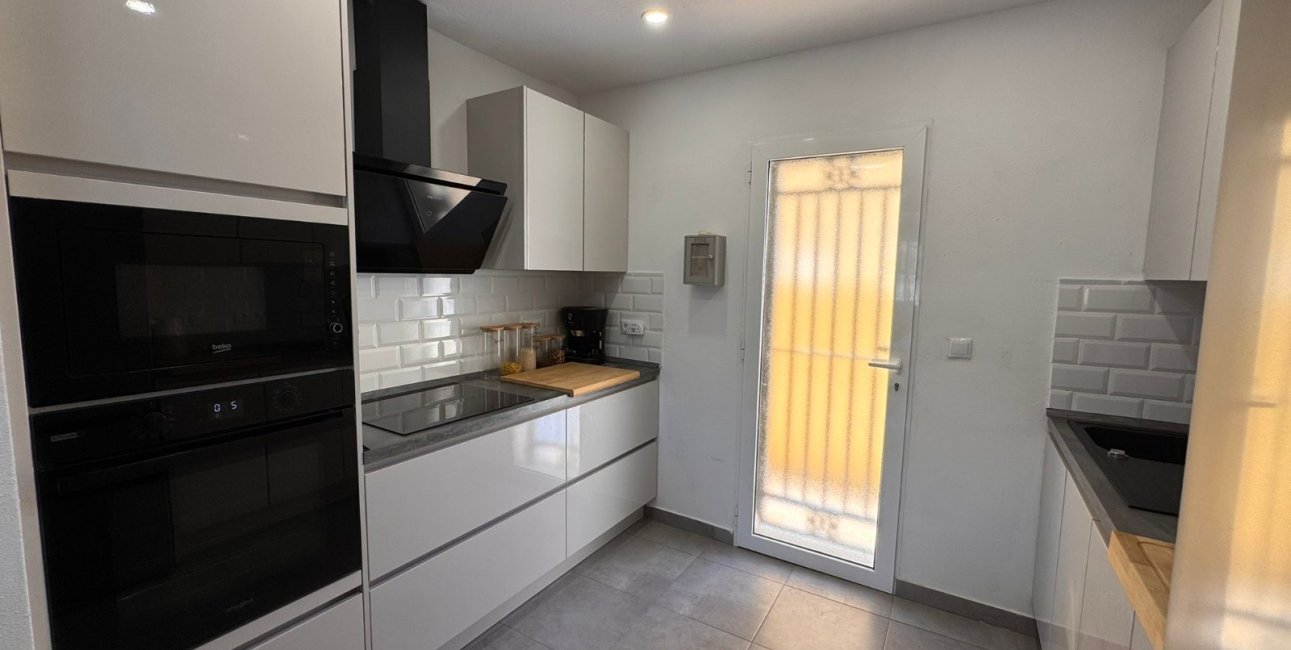 Resale - Townhouse -
Orihuela Costa - Campoamor