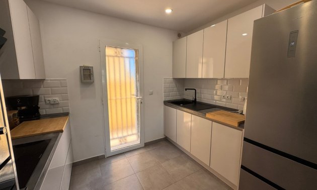 Resale - Townhouse -
Orihuela Costa - Campoamor