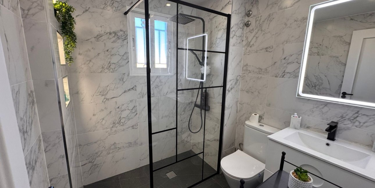 Resale - Townhouse -
Orihuela Costa - Campoamor