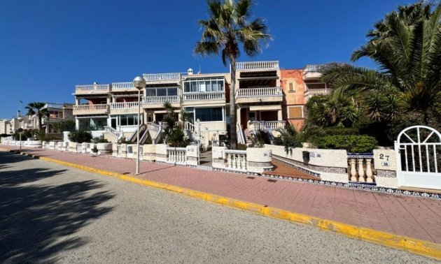 Reventa - Duplex -
Guardamar del Segura - Los secanos