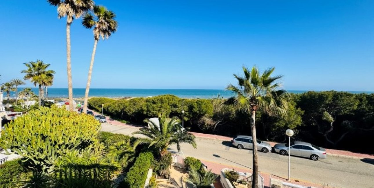 Reventa - Duplex -
Guardamar del Segura - Los secanos