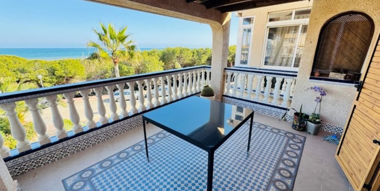 Reventa - Duplex -
Guardamar del Segura - Los secanos