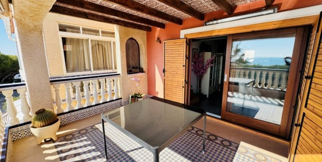 Reventa - Duplex -
Guardamar del Segura - Los secanos