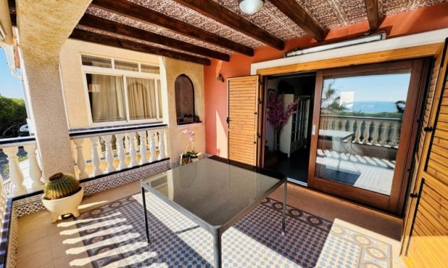 Reventa - Duplex -
Guardamar del Segura - Los secanos