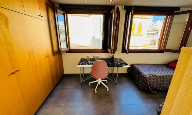 Reventa - Duplex -
Guardamar del Segura - Los secanos