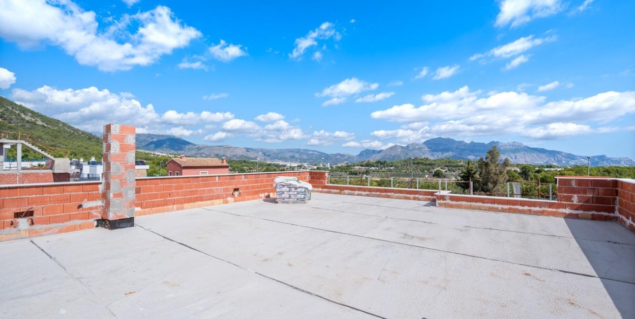 Rynek pierwotny - Willa -
Polop - Novapolop