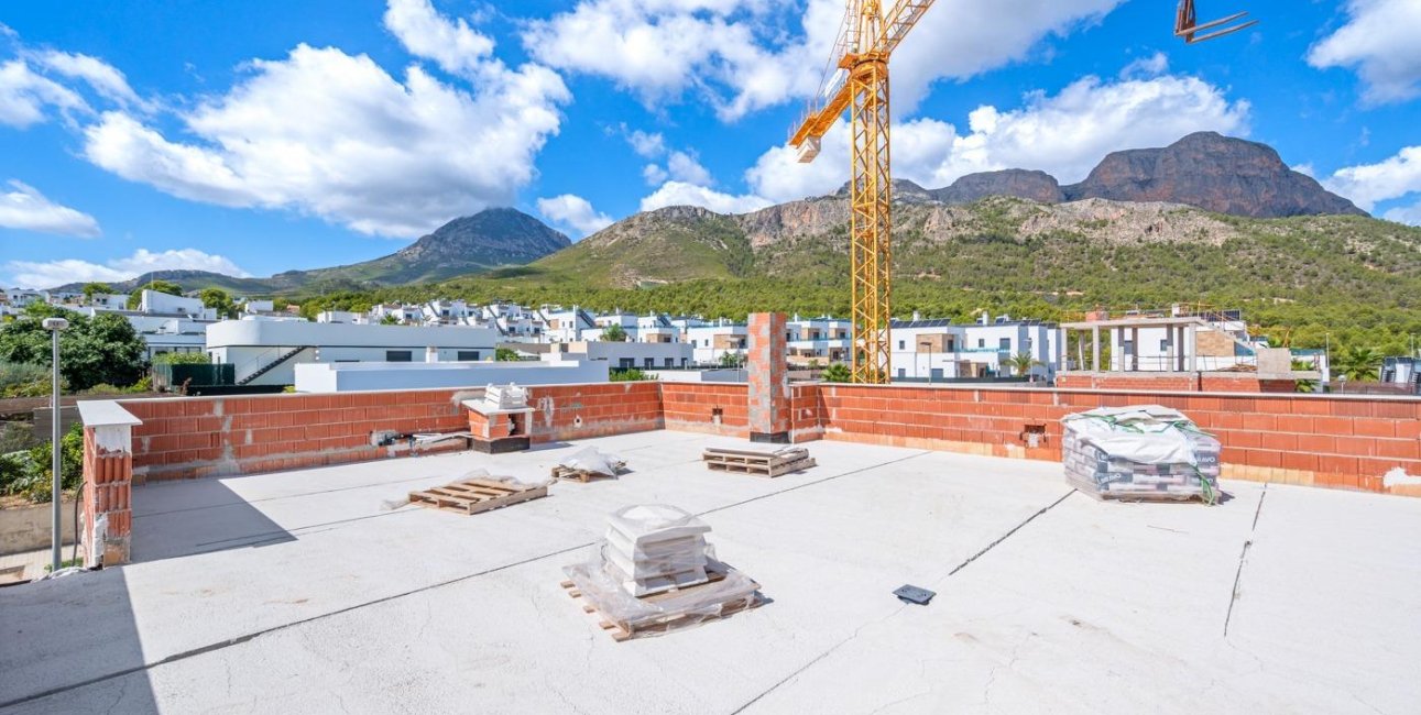 Rynek pierwotny - Willa -
Polop - Novapolop