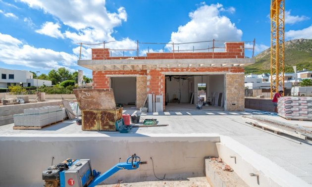 Rynek pierwotny - Willa -
Polop - Novapolop