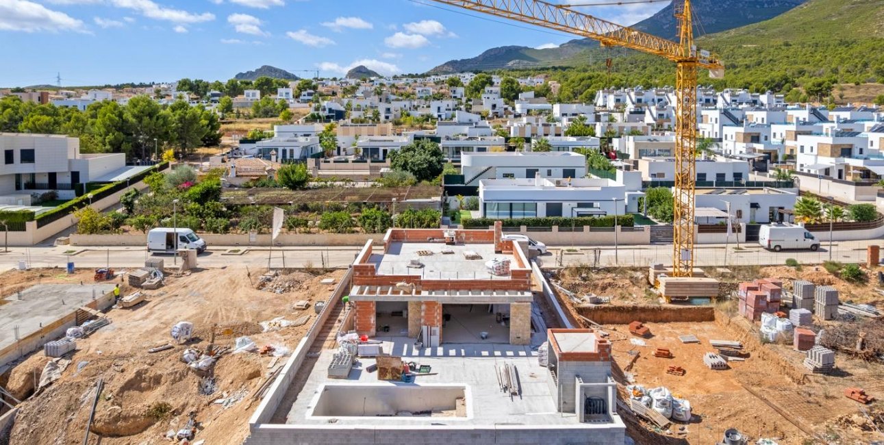 Rynek pierwotny - Willa -
Polop - Novapolop