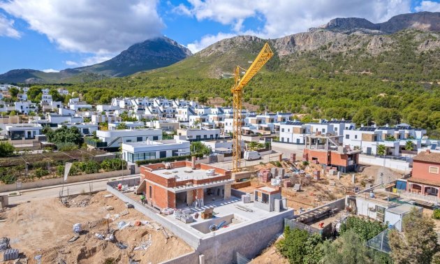 Rynek pierwotny - Willa -
Polop - Novapolop