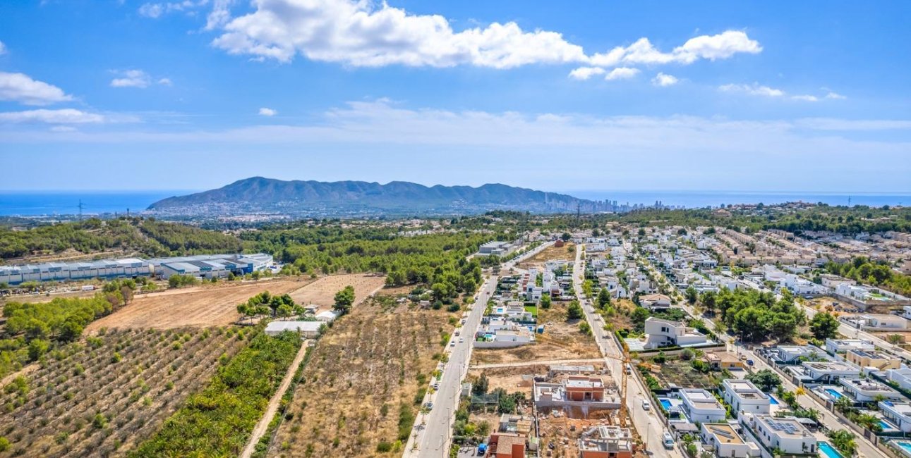 Rynek pierwotny - Willa -
Polop - Novapolop