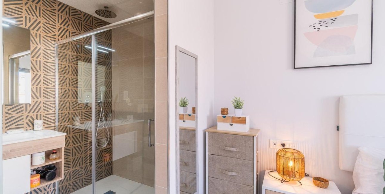 Resale - Apartment / flat -
Orihuela Costa - PAU 26