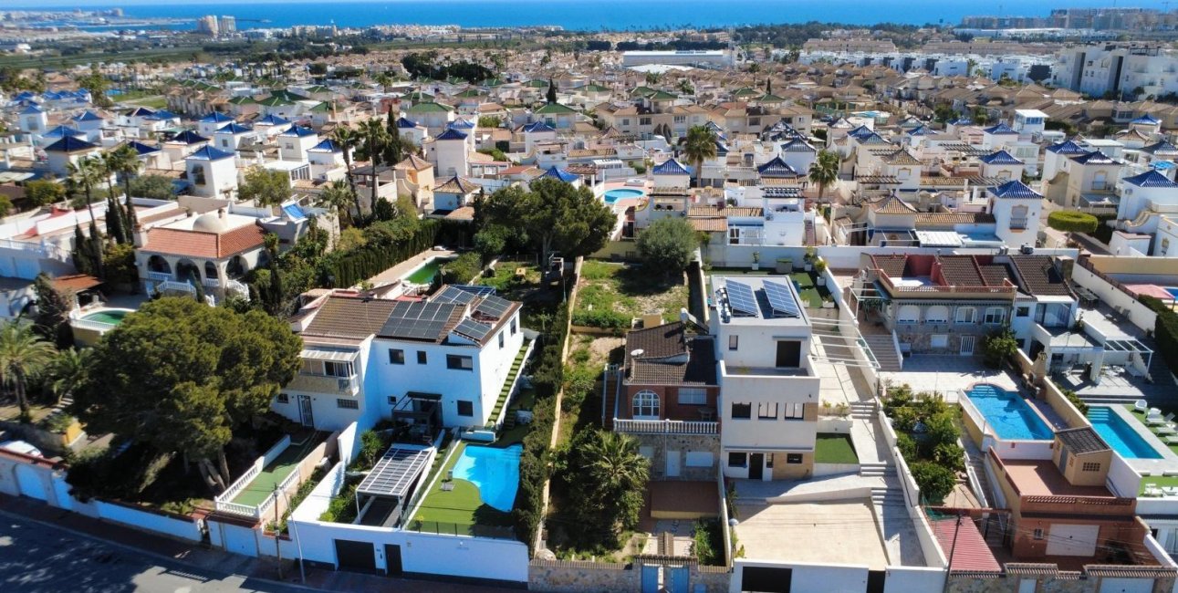 Reventa - Villa -
Torrevieja - Los Balcones - Los Altos del Edén