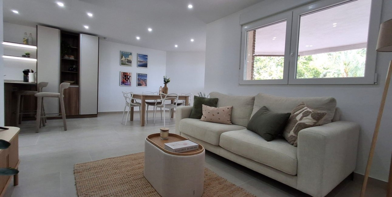 Resale - Apartment / flat -
Torrevieja - Playa Acequion