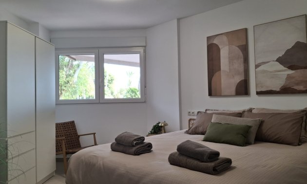 Resale - Apartment / flat -
Torrevieja - Playa Acequion