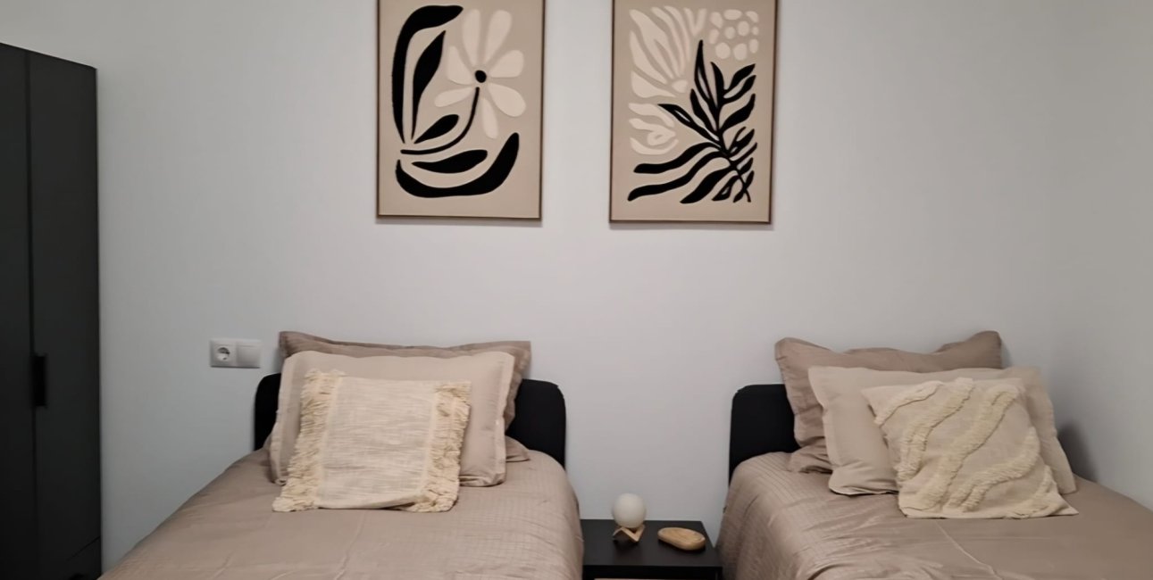 Resale - Apartment / flat -
Torrevieja - Playa Acequion