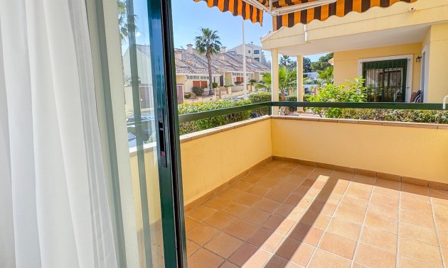 Resale - Apartment / flat -
Orihuela Costa - Lomas de Campoamor