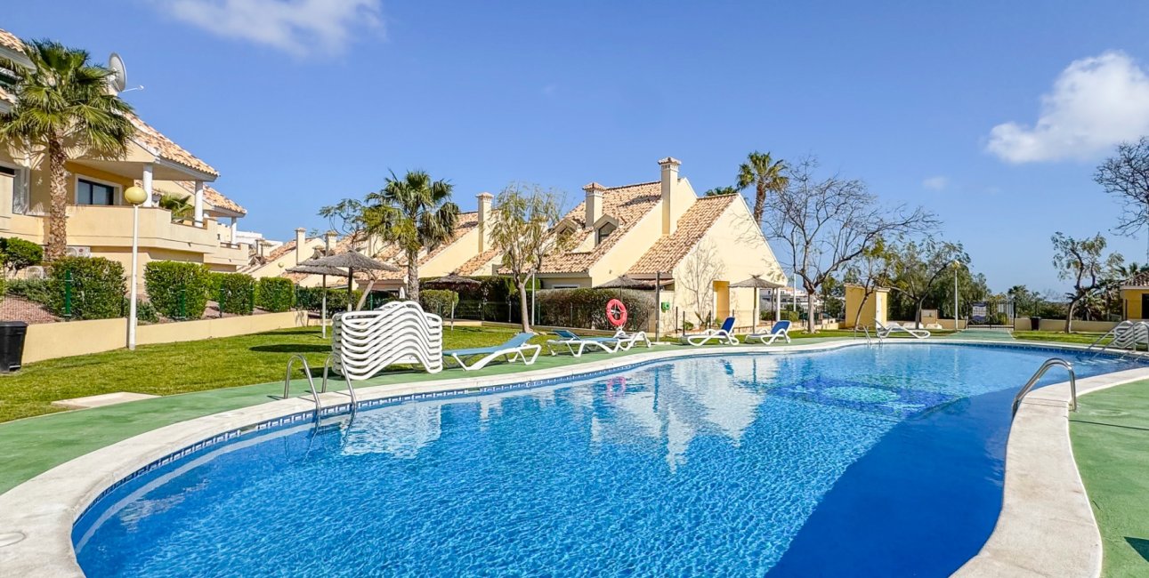 Resale - Apartment / flat -
Orihuela Costa - Lomas de Campoamor