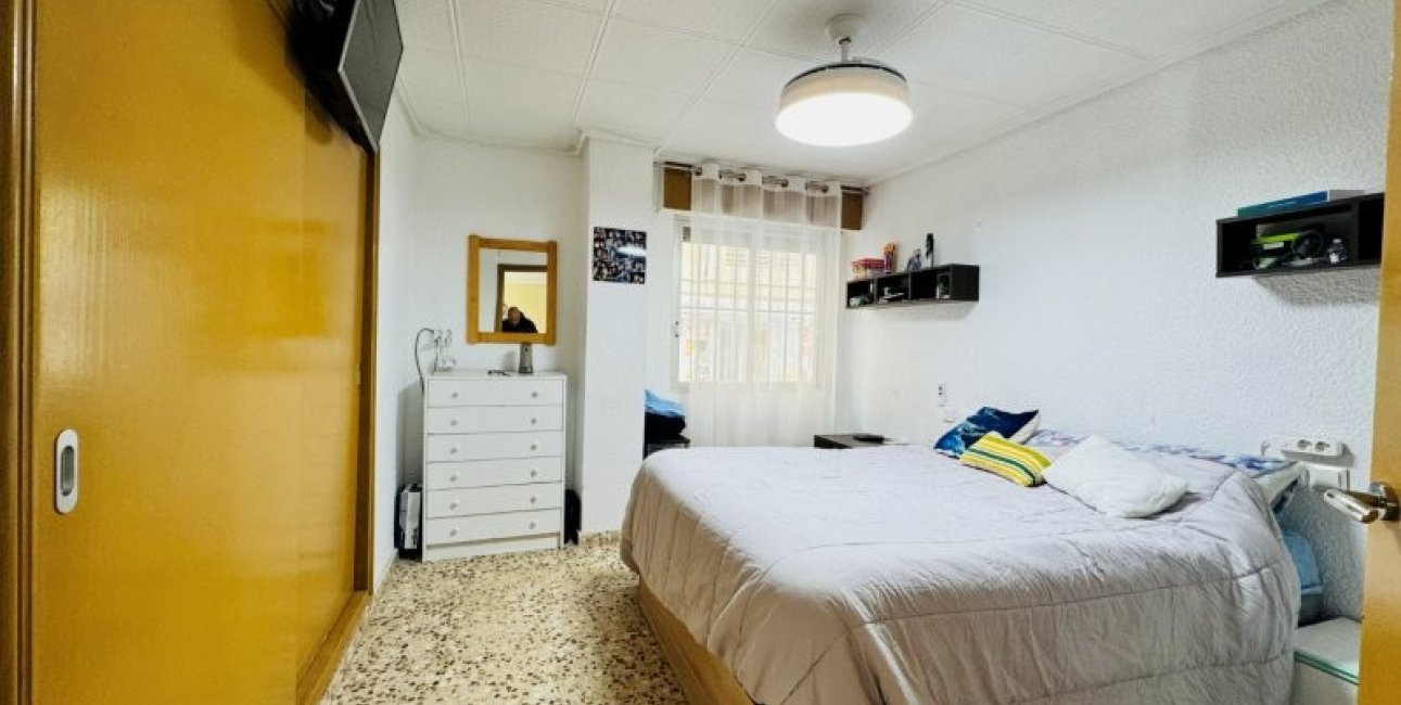 Rynek wtórny - Mieszkanie  -
Torrevieja - La Mata