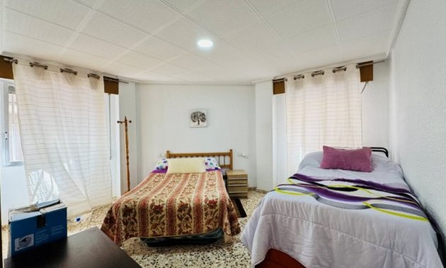 Rynek wtórny - Mieszkanie  -
Torrevieja - La Mata