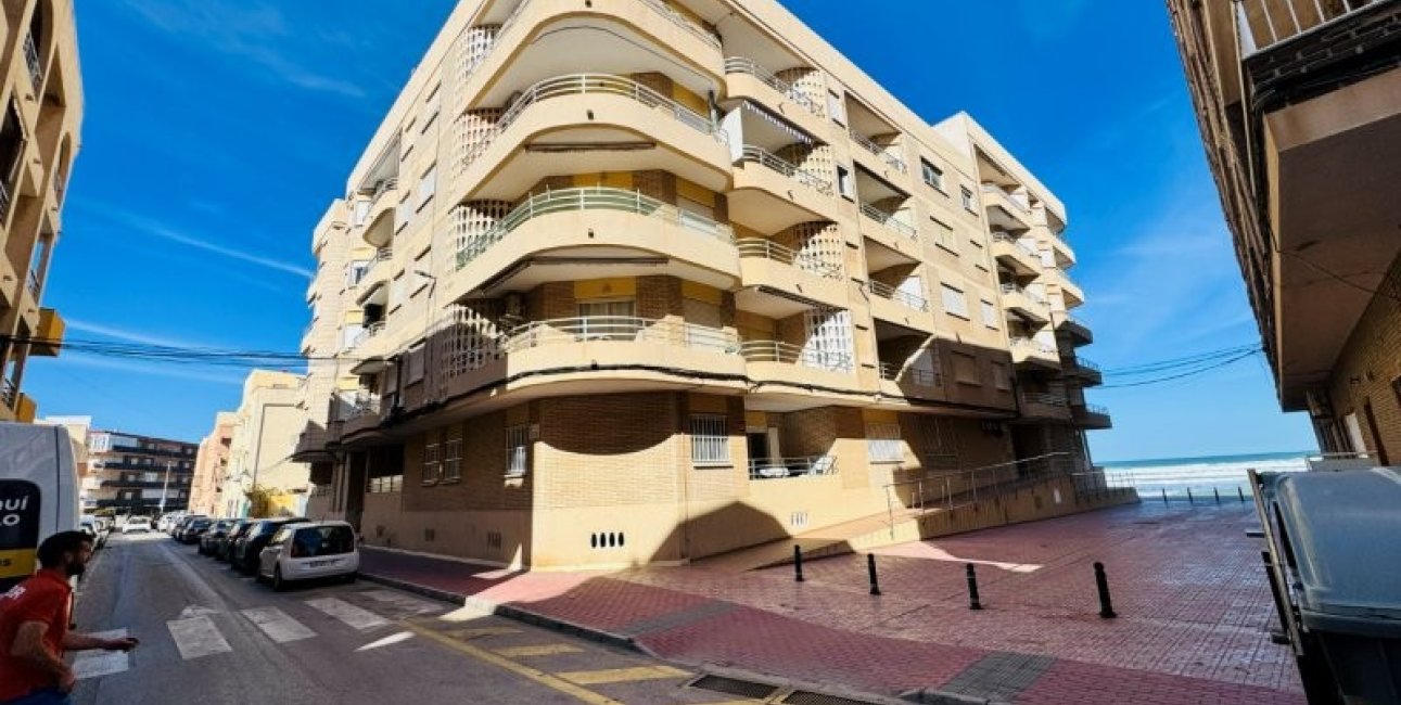 Rynek wtórny - Mieszkanie  -
Torrevieja - La Mata