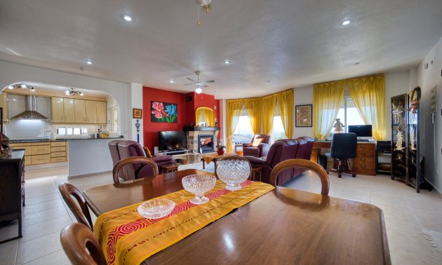 Resale - Villa -
Benimar - Benimar II