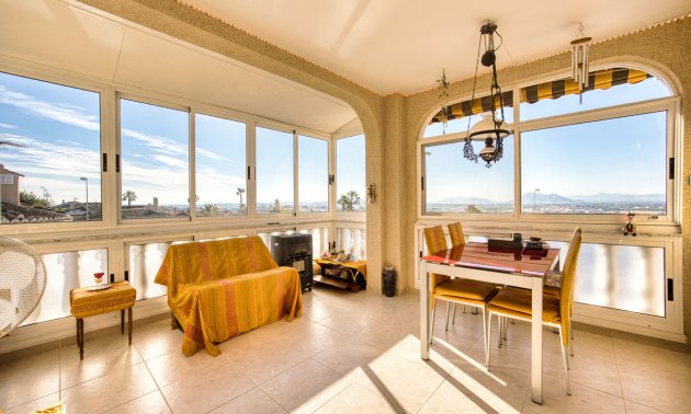 Resale - Villa -
Benimar - Benimar II