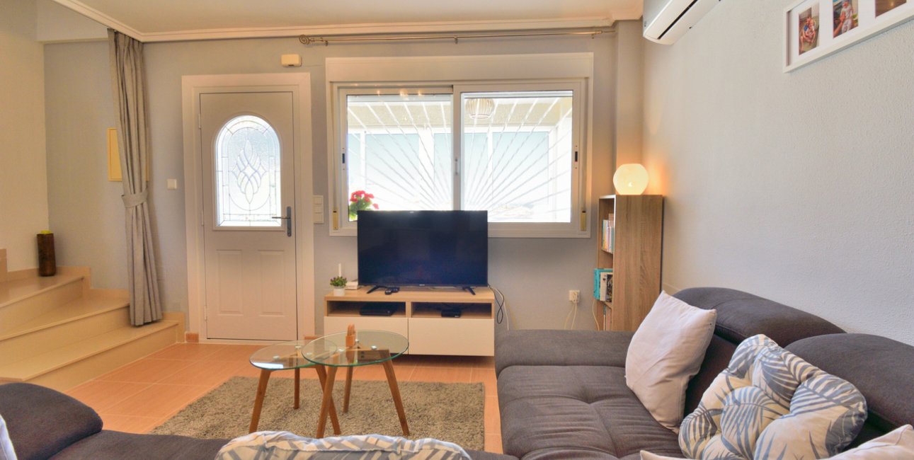 Resale - Townhouse -
Ciudad Quesada - La Marquesa