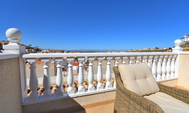 Resale - Townhouse -
Ciudad Quesada - La Marquesa