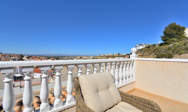 Resale - Townhouse -
Ciudad Quesada - La Marquesa