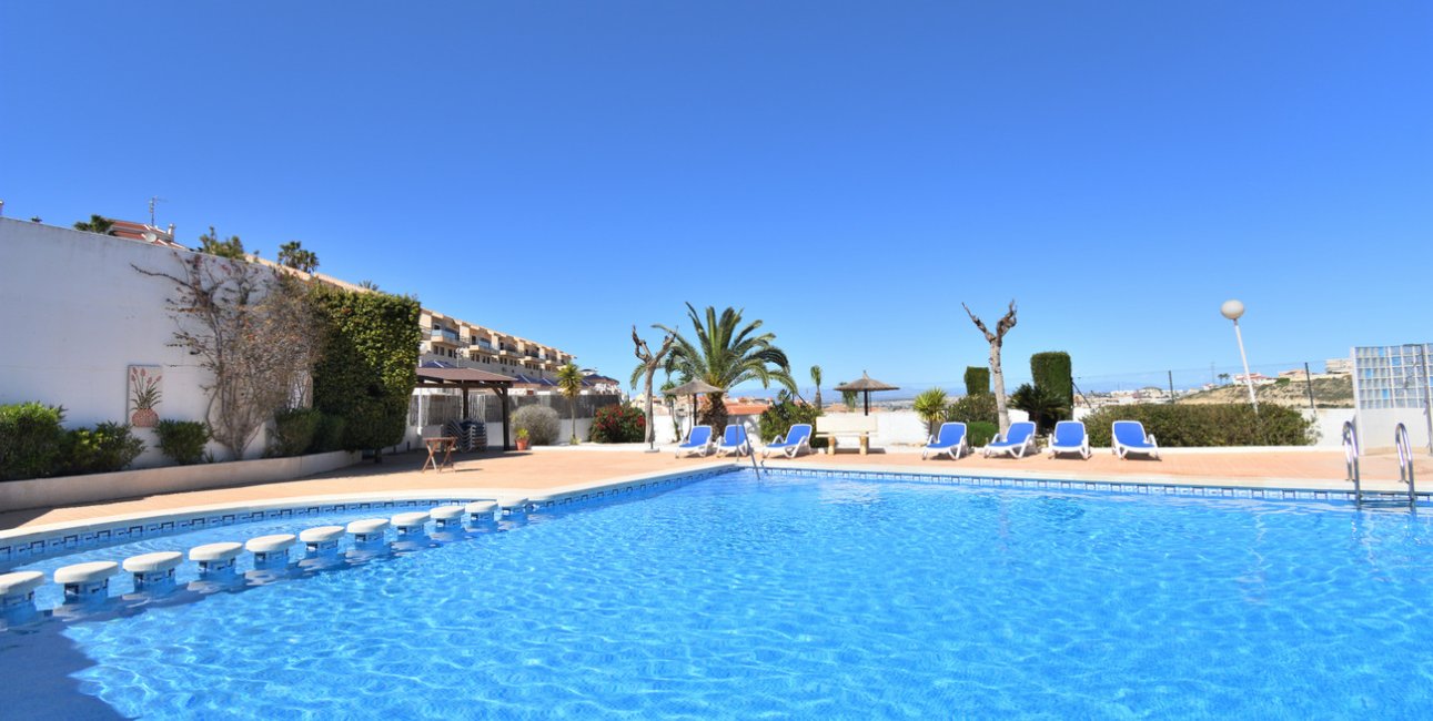 Resale - Townhouse -
Ciudad Quesada - La Marquesa